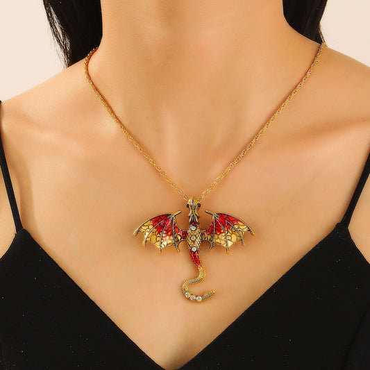 Retro Oil-drop Cartoon Flying Dragon Pendant Hip-hop Rhinestone-studded Necklace For Clubbing