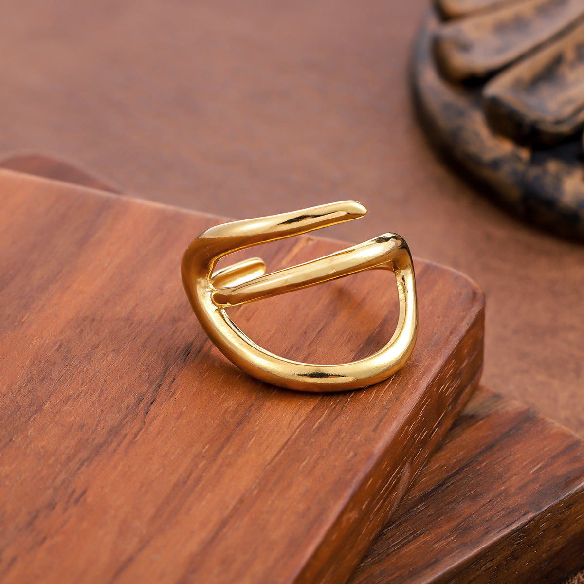 Niche Design Titanium Steel Ring For Women